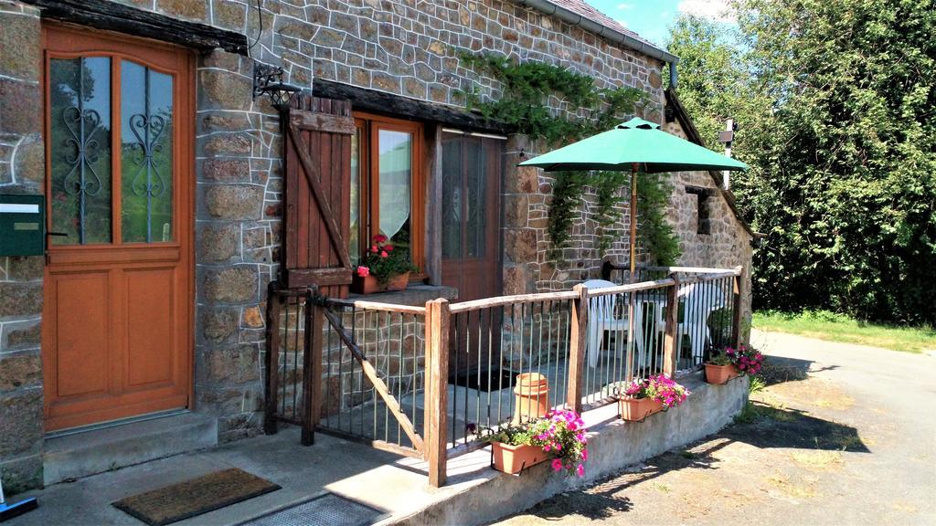 Bed and Breakfast La Cloue Sainte-Marie-du-Bois  Экстерьер фото